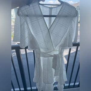 AIMCOO Women's Floral Print Deep V-Neck Romper Double Layer Ruffle Hem Romper